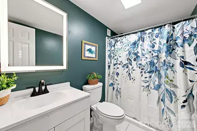 2593 Birdie Lane NE, Conover, NC 28613 - Photo 32