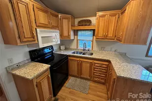 114 Walnut Cir, New London, NC 28127 - Photo 10
