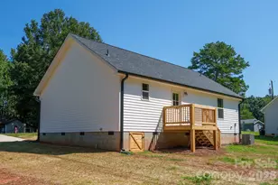 409 Queens Rd, Gastonia, NC 28052 - Photo 4