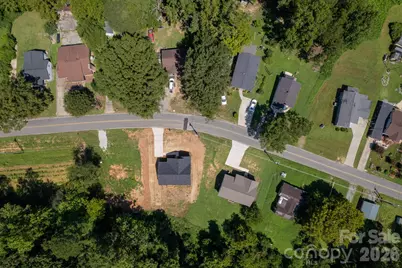 409 Queens Road, Gastonia, NC 28052 - Photo 10