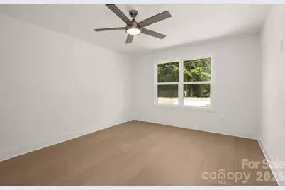 409 Queens Road, Gastonia, NC 28052 - Photo 16