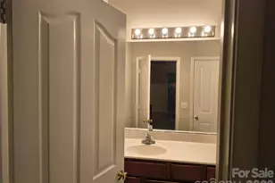 10518 Hill Point Ct, Charlotte, NC 28262 - Photo 34