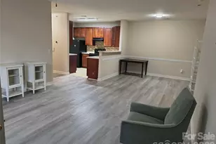 10518 Hill Point Ct, Charlotte, NC 28262 - Photo 14