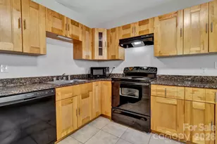 88 Brooklyn Rd, Asheville, NC 28803 - Photo 12