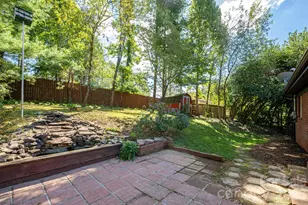 224 Lyndale Rd, Hendersonville, NC 28739 - Photo 30