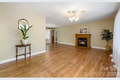 224 Lyndale Road, Hendersonville, NC 28739 - Photo 12