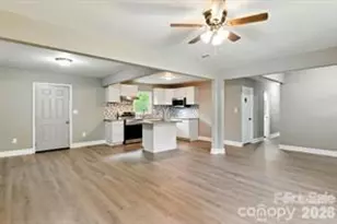 131 Little Forest Ln, Statesville, NC 28625 - Photo 4