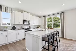 10021 Cannon Vis Ln, Kannapolis, NC 28027 - Photo 6