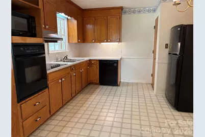 1215 Brockton Lane, Charlotte, NC 28226 - Photo 8