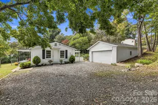 111 Sherwood Rd, Swannanoa, NC 28778 - Photo 2