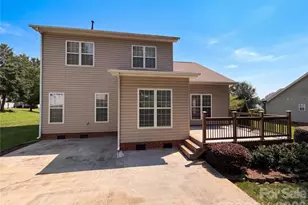 209 Silver Birch Ln, Mount Holly, NC 28120 - Photo 2