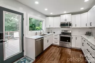 476 Summit Ave, Statesville, NC 28677 - Photo 8