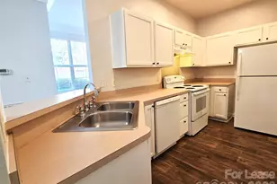6427 Quarterbridge Ln, Charlotte, NC 28262 - Photo 8