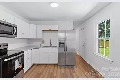823 Farmcrest Drive, Charlotte, NC 28206 - Photo 12