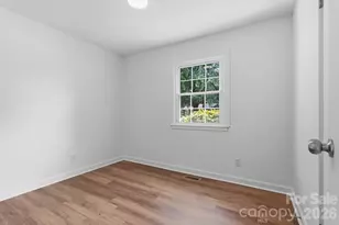 823 Farmcrest Dr, Charlotte, NC 28206 - Photo 18