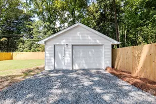 823 Farmcrest Dr, Charlotte, NC 28206 - Photo 22