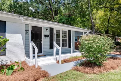 823 Farmcrest Drive, Charlotte, NC 28206 - Photo 4