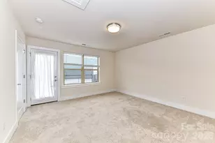 12018 Brooklyn Ave, Charlotte, NC 28204 - Photo 30