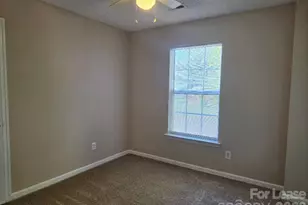 5325 Timbertop Ln, Charlotte, NC 28215 - Photo 18