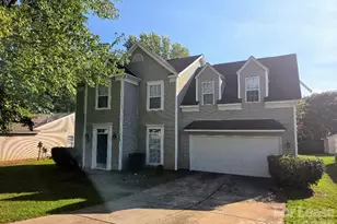 5325 Timbertop Ln, Charlotte, NC 28215 - Photo 1