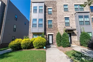 653 Uwharrie River Rd, Charlotte, NC 28211 - Photo 2