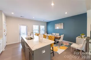 653 Uwharrie River Rd, Charlotte, NC 28211 - Photo 8