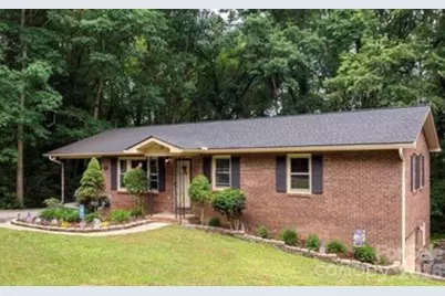 15 Horseshoe Drive, Hendersonville, NC 28791 - Photo 1