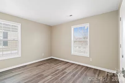 1134 Plaza Walk Drive, Charlotte, NC 28215 - Photo 20