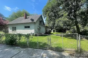 703 Spruce St, Mooresville, NC 28115 - Photo 2
