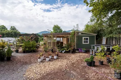 204 Black Mountain Avenue, Black Mountain, NC 28711 - Photo 8