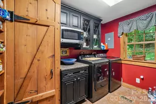 311 Wonderly Ln, Mars Hill, NC 28754 - Photo 20