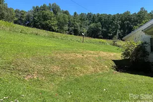 377 Sam Gouge Rd, Bakersville, NC 28705 - Photo 22