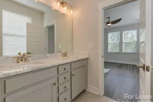 606 W End Dr, Charlotte, NC 28208 - Photo 30