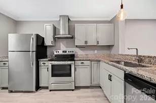 3322 Heathstead Place, Charlotte, NC 28210 - Photo 6