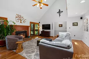 36 Windsong Dr, Fairview, NC 28730 - Photo 18