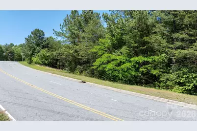 1610 1st Street W, Conover, NC 28613 - Photo 8
