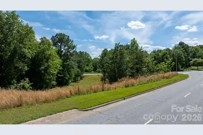 1610 1st Street W, Conover, NC 28613 - Photo 4