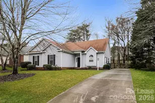 11331 Clayford Ridge, Charlotte, NC 28215 - Photo 2