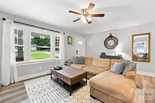 208 Barron Park, York, SC 29745 - Photo 6