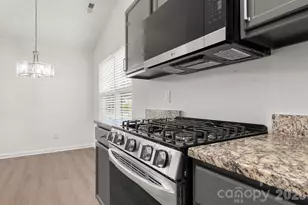1940 Waters Trail Dr, Charlotte, NC 28216 - Photo 16