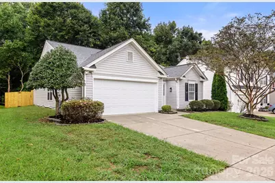 1940 Waters Trail Drive, Charlotte, NC 28216 - Photo 2