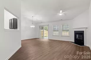 1940 Waters Trail Dr, Charlotte, NC 28216 - Photo 4