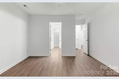 1940 Waters Trail Drive, Charlotte, NC 28216 - Photo 10