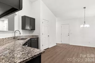 1940 Waters Trail Dr, Charlotte, NC 28216 - Photo 20