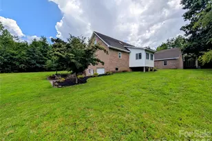 213 Rustling Pines Dr, Hendersonville, NC 28792 - Photo 22