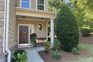 706 Deerbrook Ln, Tega Cay, SC 29708 - Photo 2