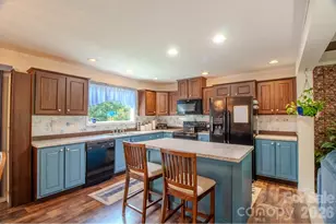 76 Patriot Dr, Waynesville, NC 28786 - Photo 10