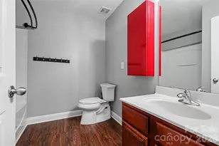 325 Mt Side Way, Fort Mill, SC 29715 - Photo 8
