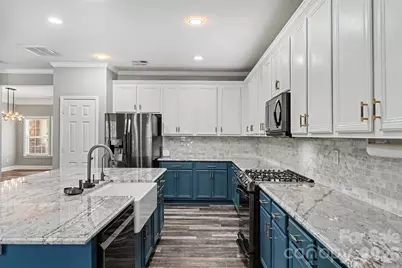325 Mount Side Way, Fort Mill, SC 29715 - Photo 4