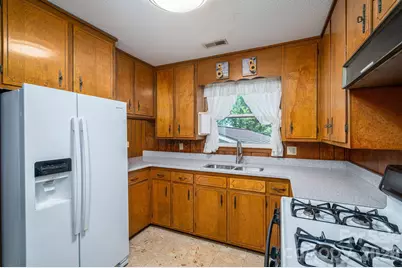 1306 11th Avenue SE, Hickory, NC 28602 - Photo 40